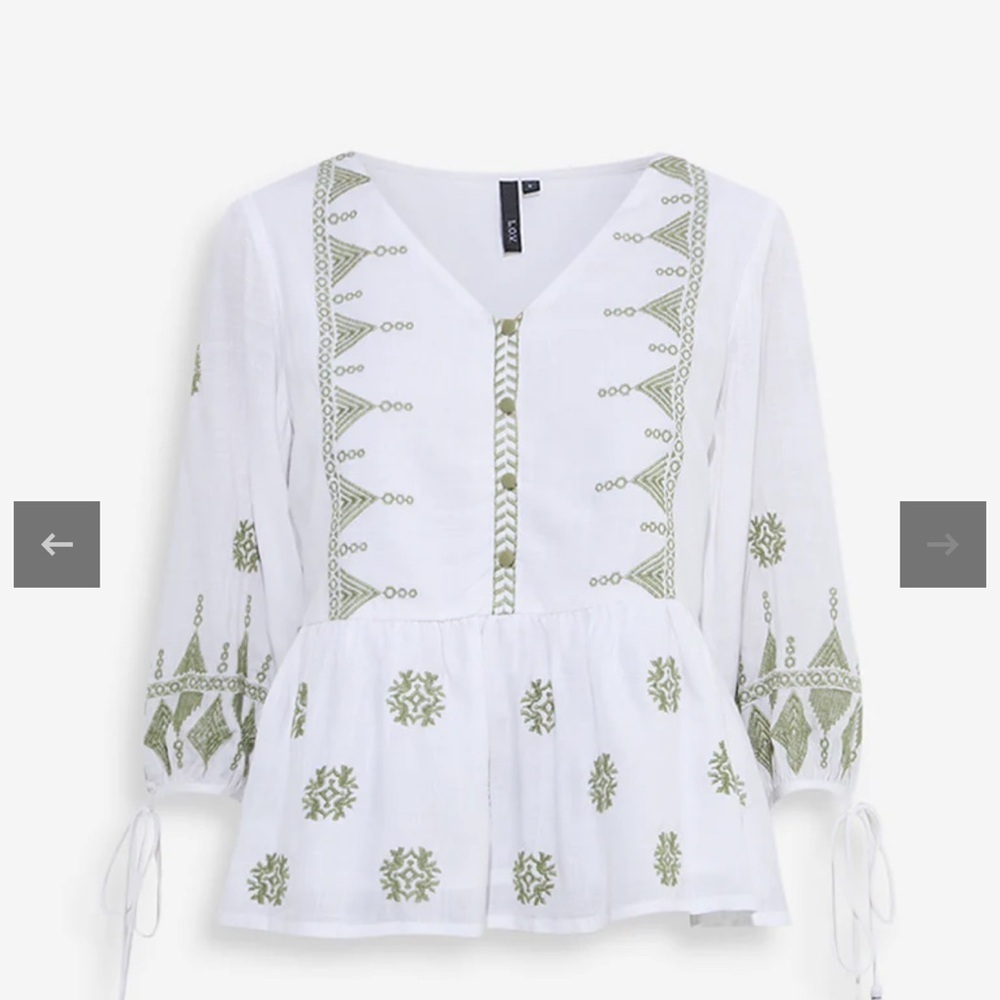 Embroidered White and Green Women's Top - Picture 3 of 9